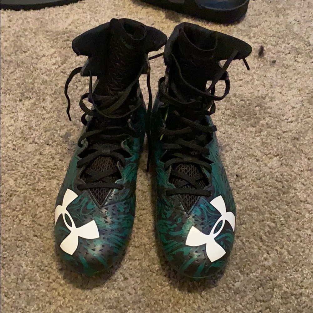 Football shoes